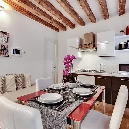 San Marco Holidays Venedik